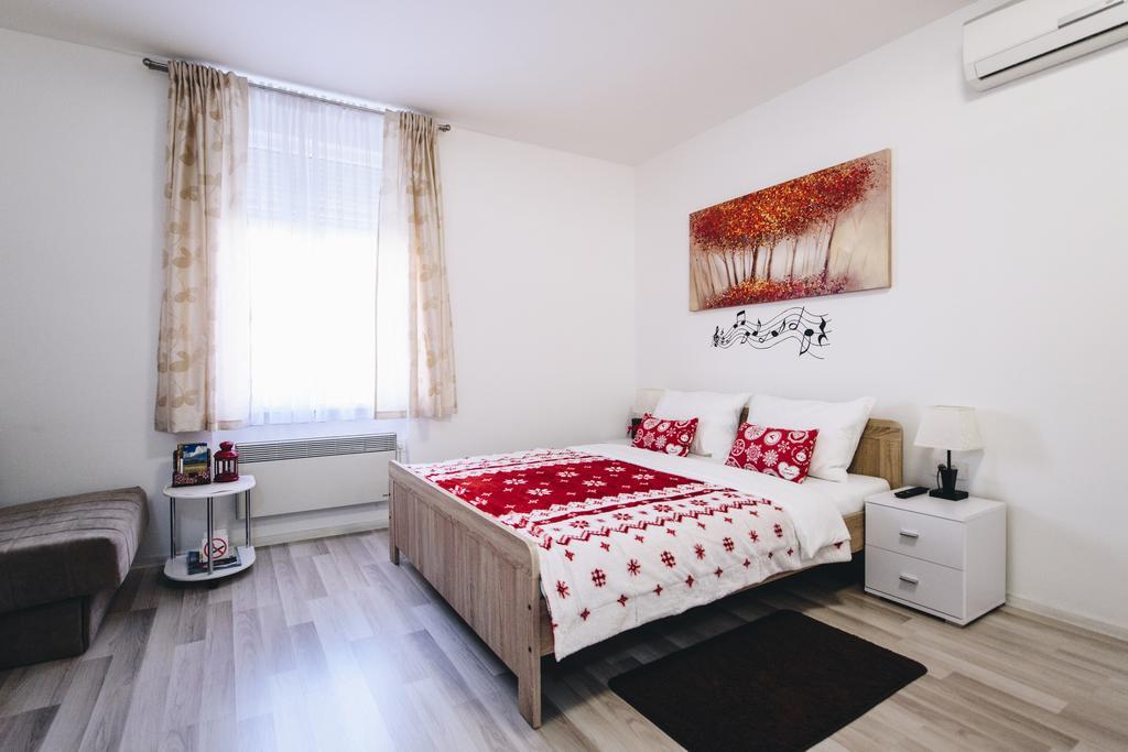 Apartments Borna Zagreb Bagian luar foto